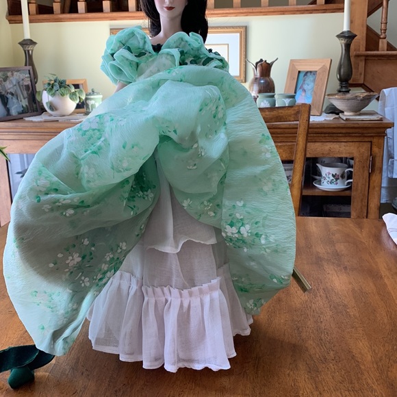 Gone With the Wind Scarlet O’Hara 19 inches fine bisque porcelain doll - Picture 8 of 14